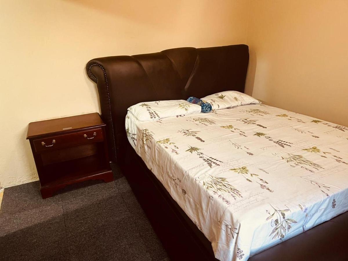 Mphatlalatsane Bnb Maseru Buitenkant foto